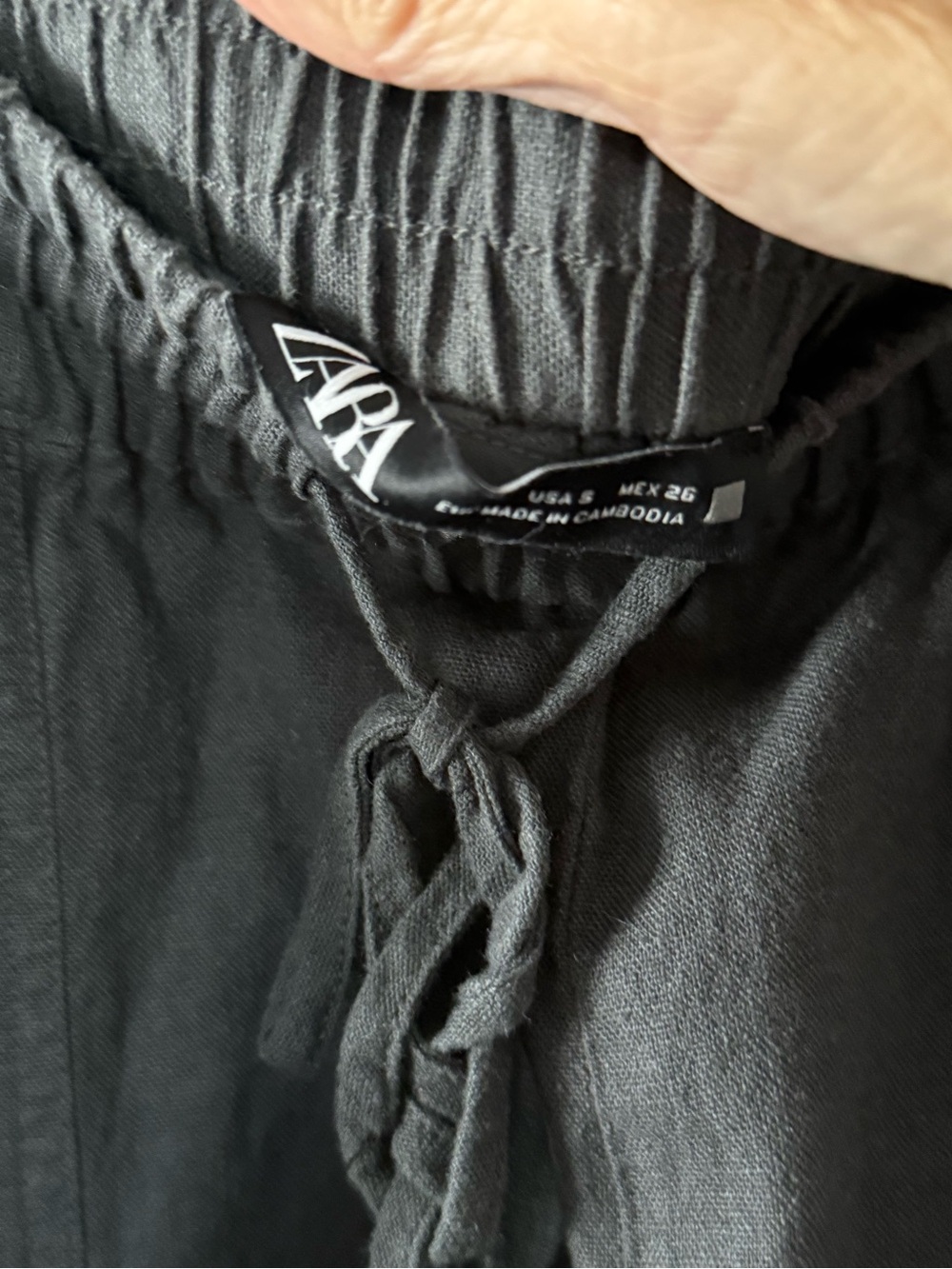 Zara Black Cropped Drawstring Ankle Pants